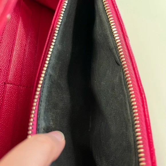 Yves Saint Laurent Pink Quilted Leather Wallet - Picture 8 of 9